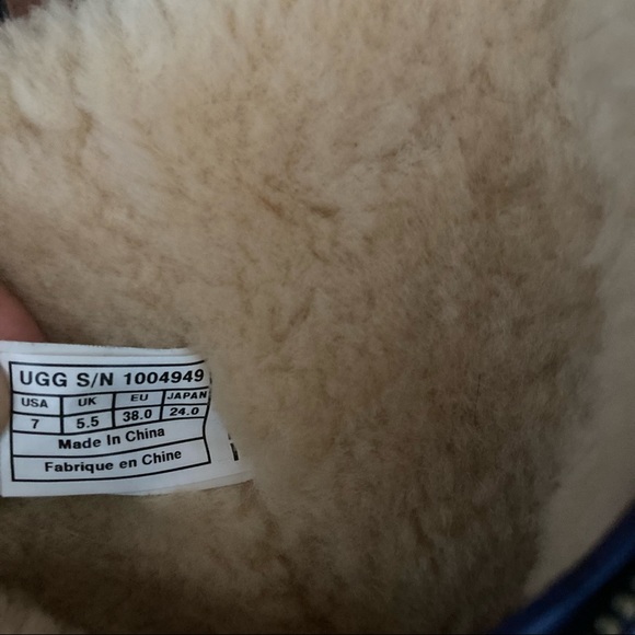 UGG boots, size 7, navy blue with embellishments on buckle, gently used - Picture 3 of 8